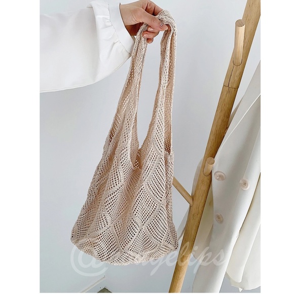 Knit Hollow Out Tote Beige Shoulder Bag - Picture 3 of 10